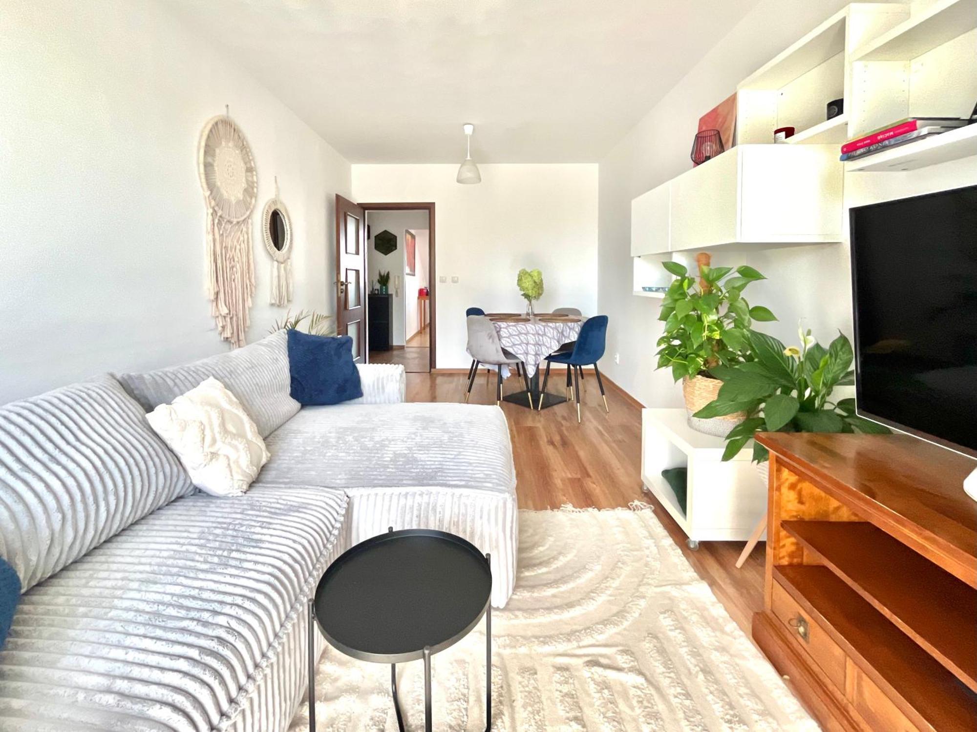 Psie Pole Apartment *